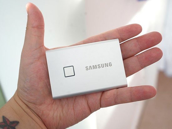 danh gia o cung samsung t7 touch 1